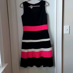 Black pink and white sleeveless dress